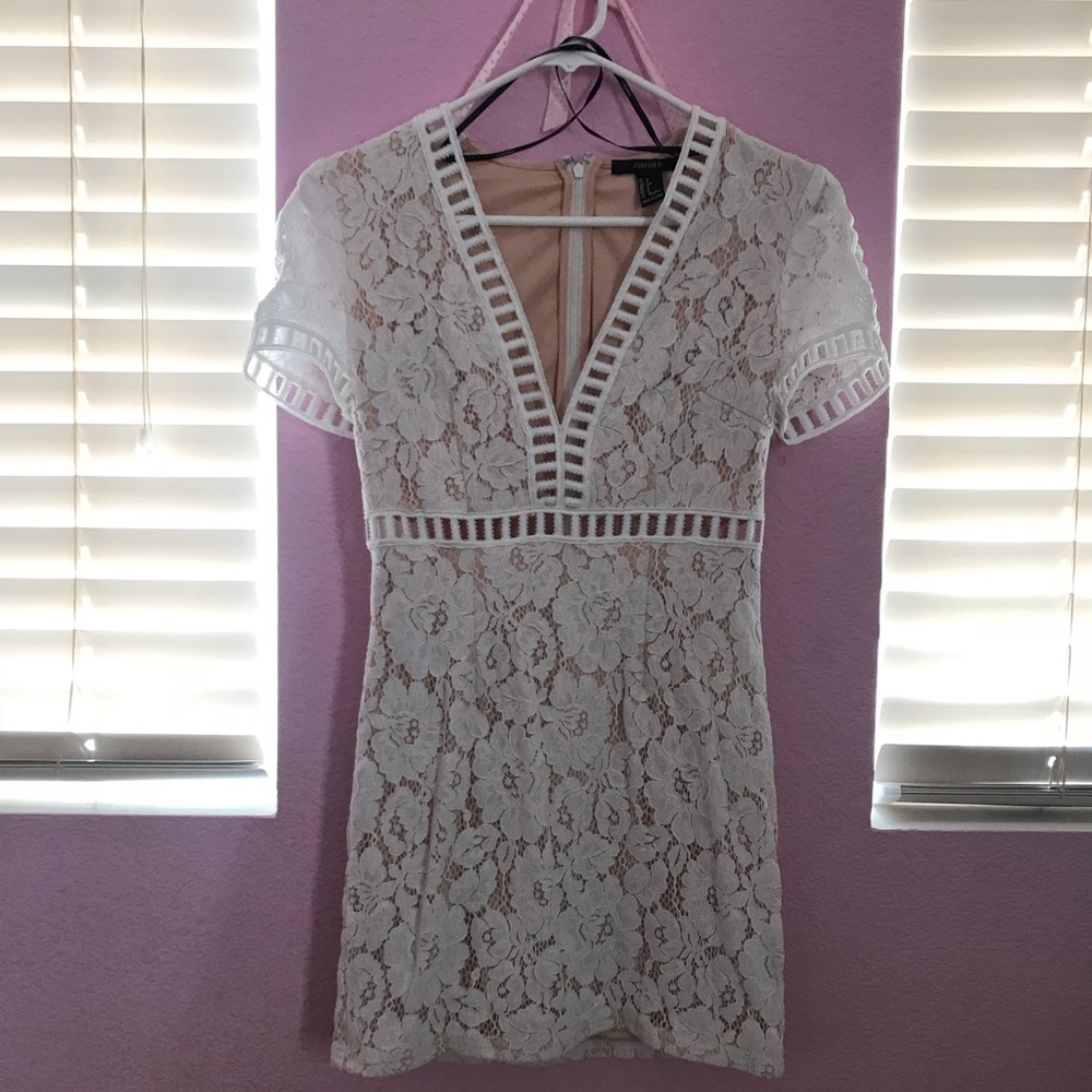 Lace dress
